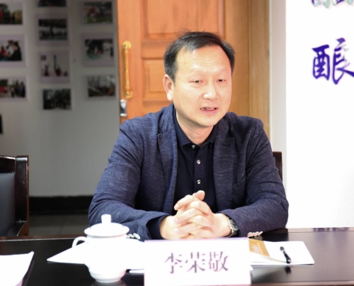 c661e32a2c7ad4177dbf2c968bd51de